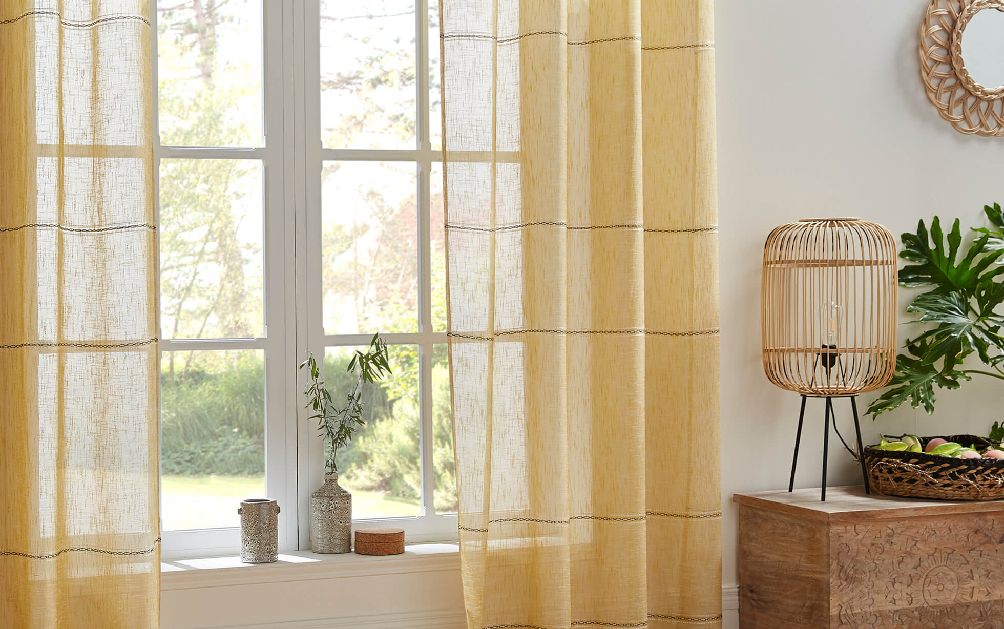 Mejores consejos para elegir los colores de tus cortinas esta primavera
