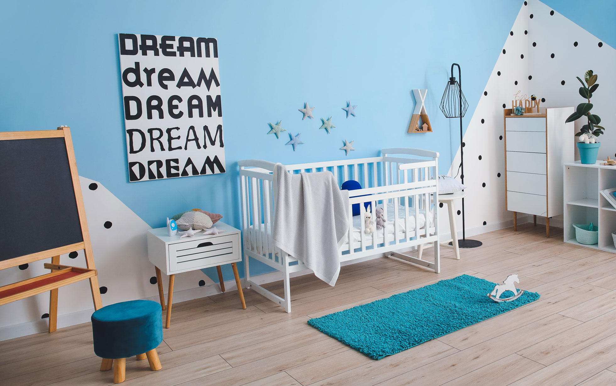 Alfombra infantil de cuadros azules y blancos para habitación de niño